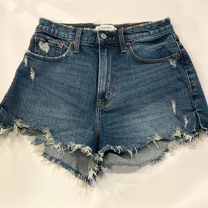 Abercrombie & Fitch High Rise Mom Short - Size 27 Curve Love